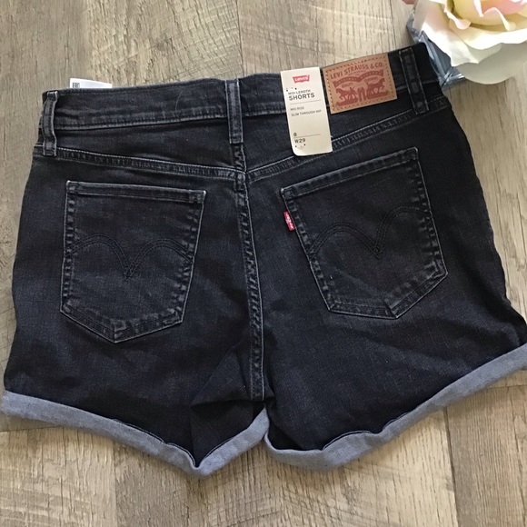 Levi's Mid Length Shorts Update🎀 - Picture 4 of 10